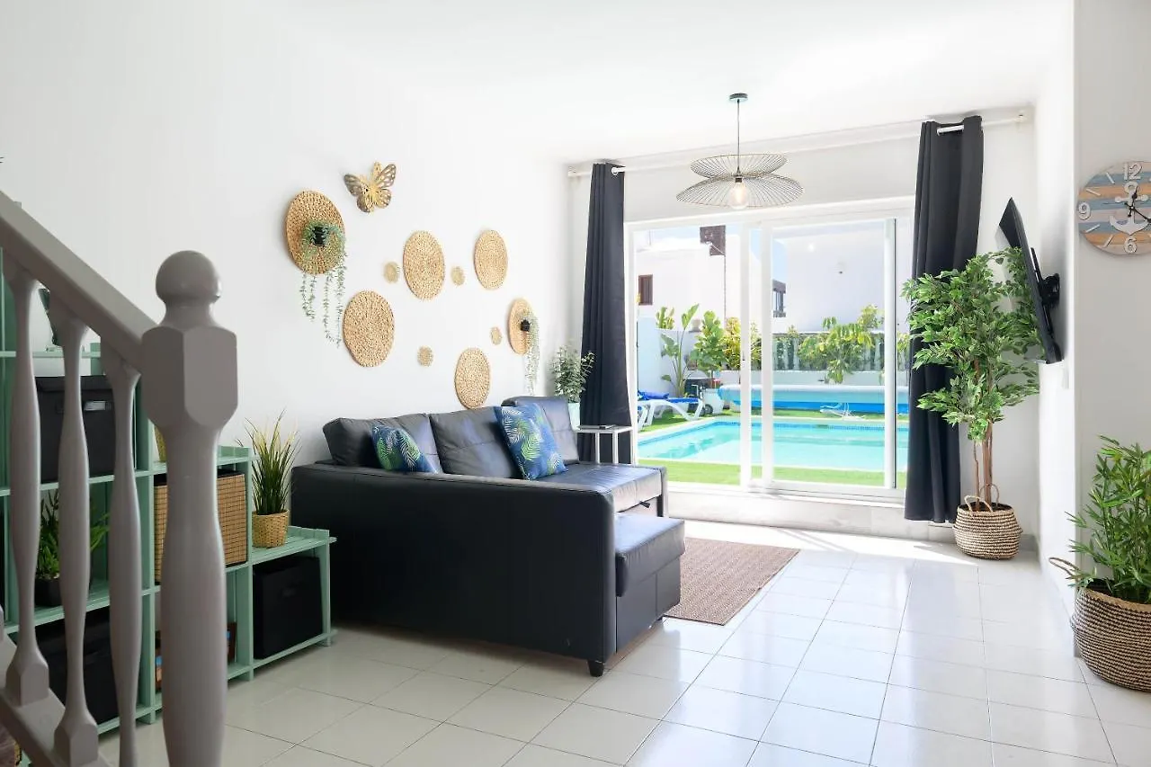 Villa Siroi, Puerto Del Carmen, Heated Pool, 10Mn From The Sea
