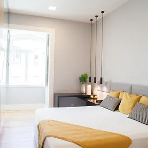 feels-like-home-augustas-arch-sophisticated-flat.hotels-lisbon-portugal.com/