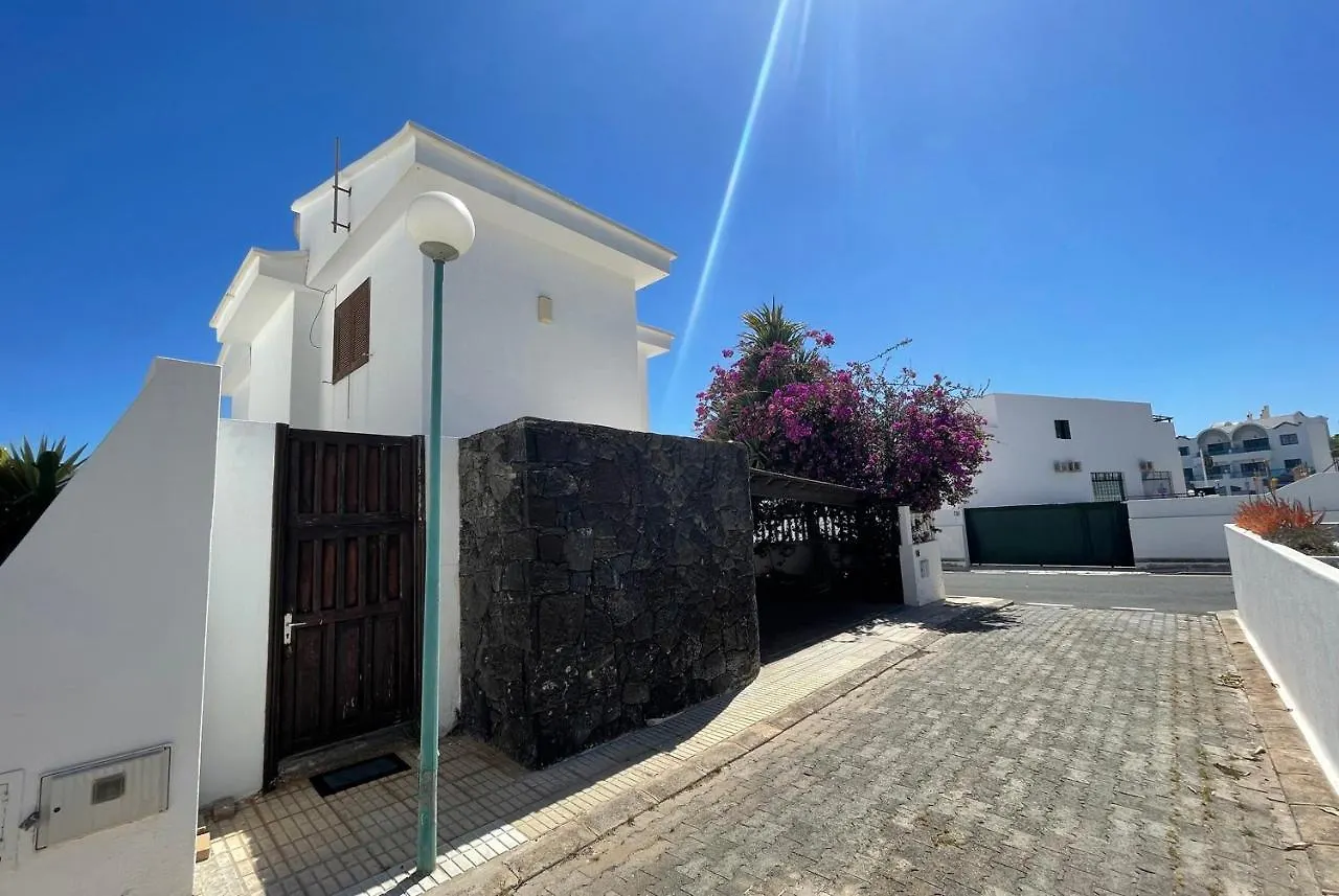 Villa Siroi, Puerto Del Carmen, Heated Pool, 10Mn From The Sea Puerto del Carmen
