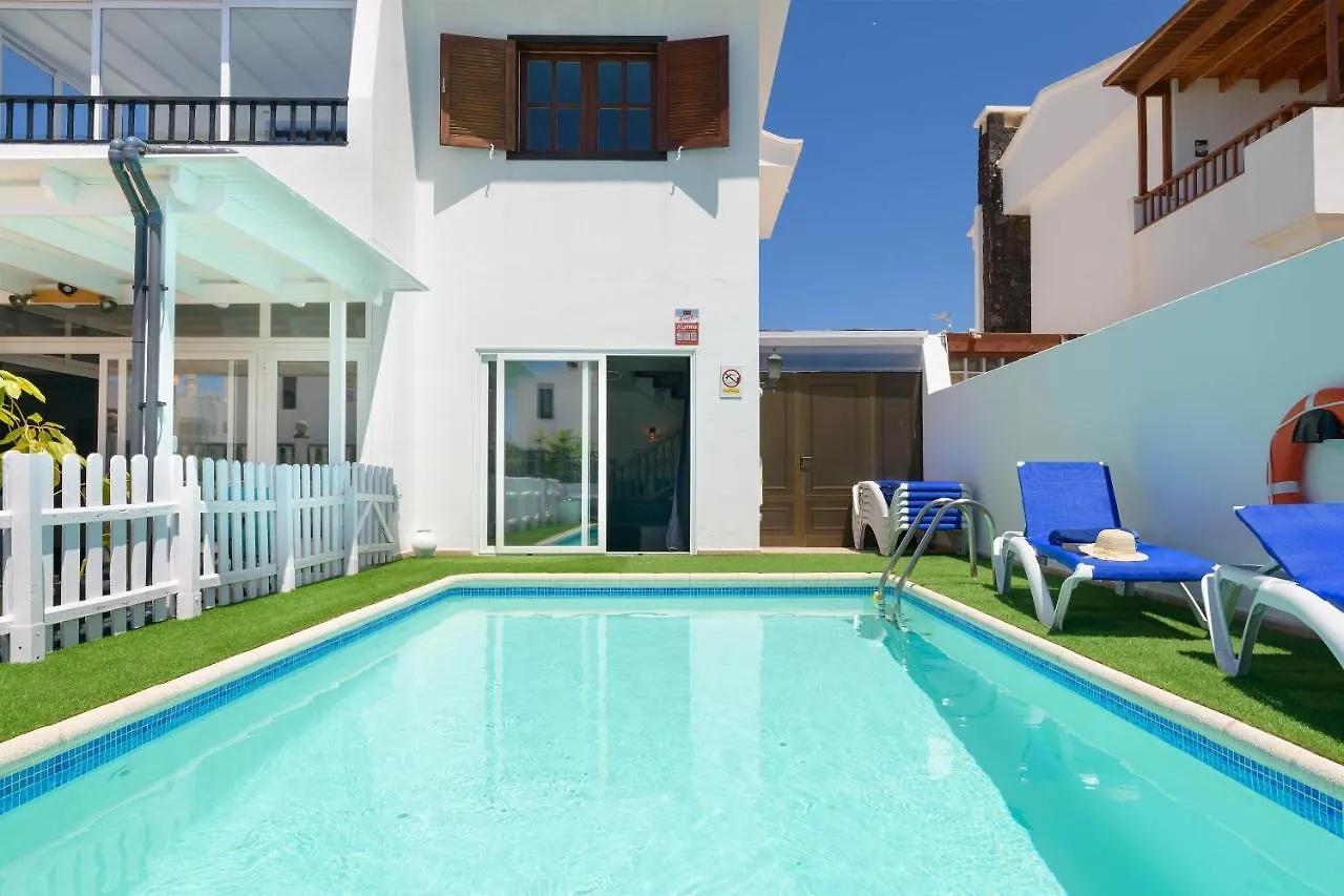 Villa Siroi, Puerto Del Carmen, Heated Pool, 10Mn From The Sea Puerto del Carmen