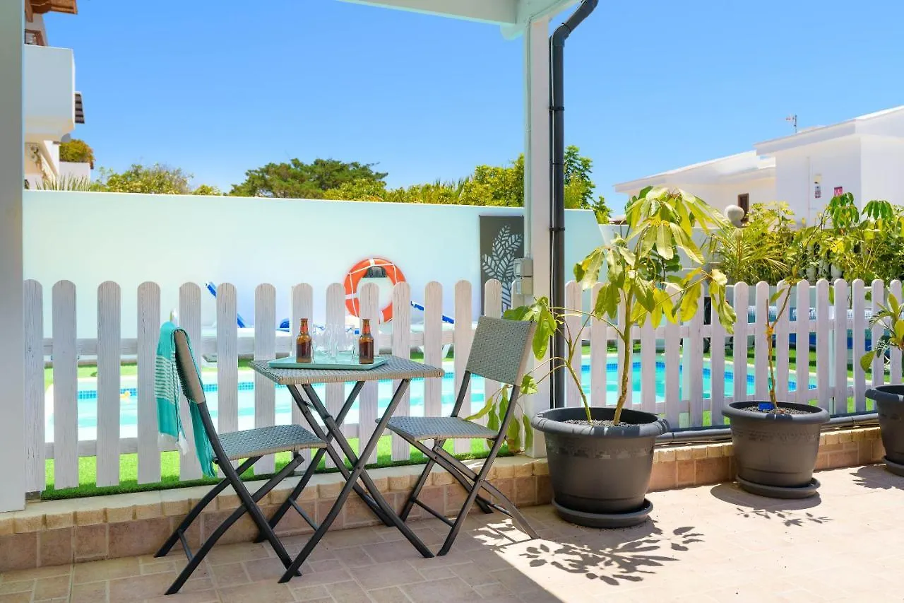 Villa Siroi, Puerto Del Carmen, Heated Pool, 10Mn From The Sea